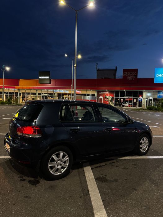 VOLKSWAGEN Golf 2012 — imagine 5