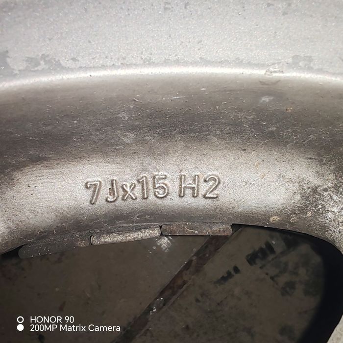 Мерседес 124 рамашка диск сатылады R15