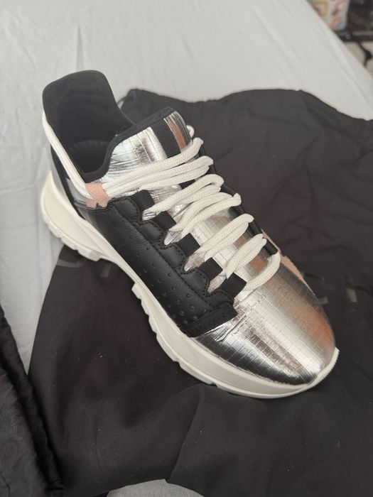 Adidasi Givenchy