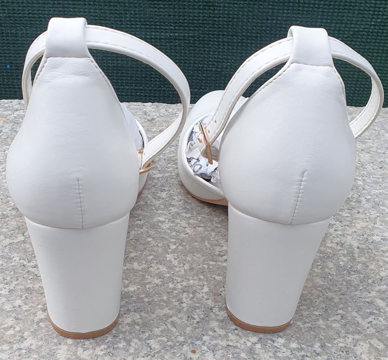 Pantofi piele decupati weide