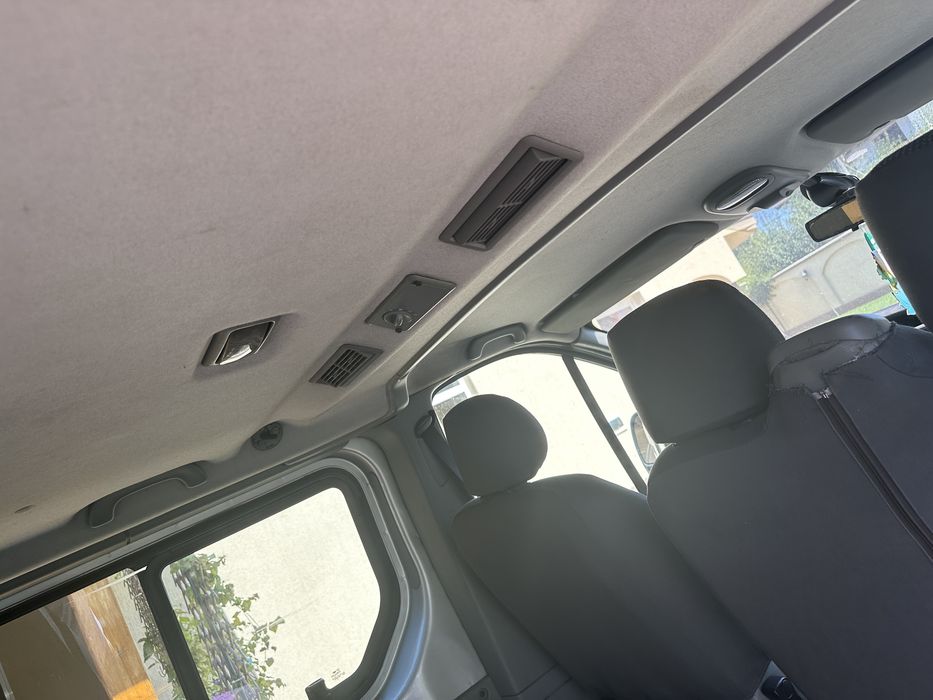 Opel vivaro 2.0 tdci 8+1 locuri primul proprietar