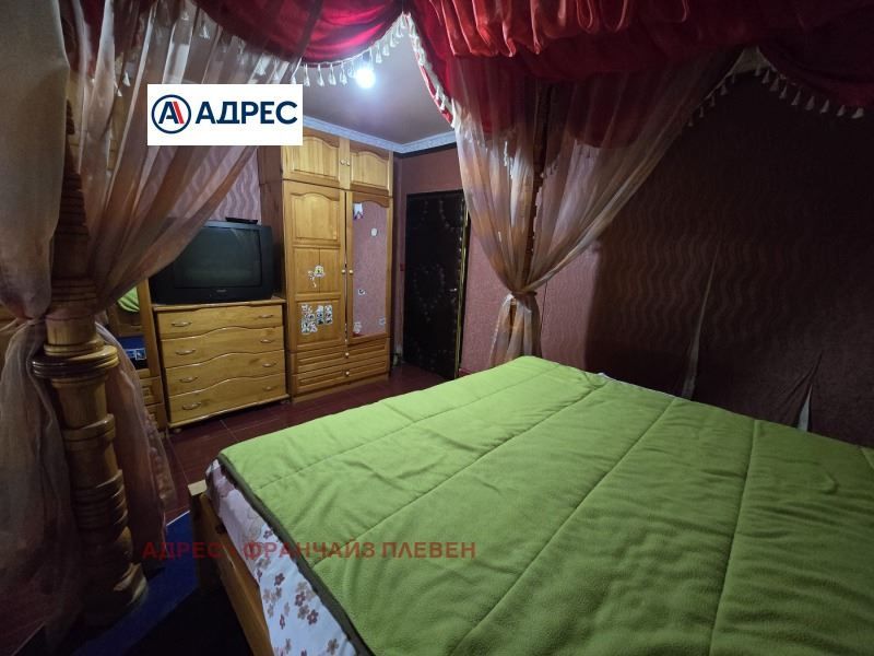 Къща в Плевен, област-с.Садовец площ 110 цена 52900