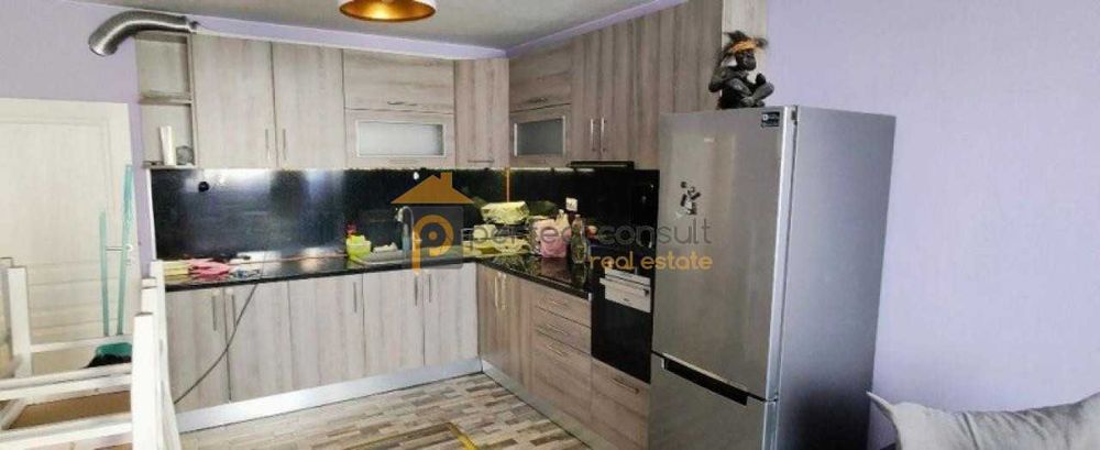 Продава се Тристаен апартамент в Пловдив, Христо Смирненски - 65 кв.м за 1028 €/кв.м - Снимка #1