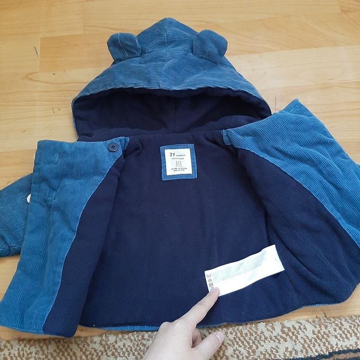 Продам детскую куртку