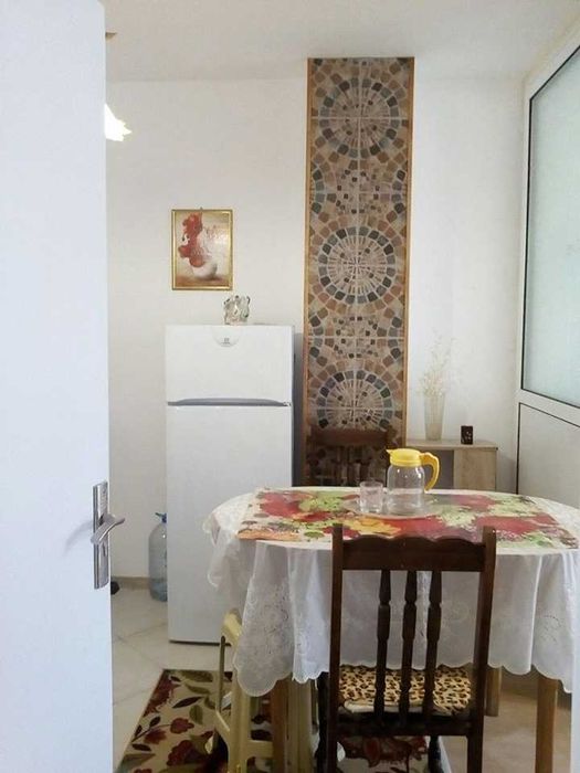 Дава се под наем Двустаен апартамент в Бургас, Меден рудник - зона Б - 50 кв.м за 150 € - Снимка #4