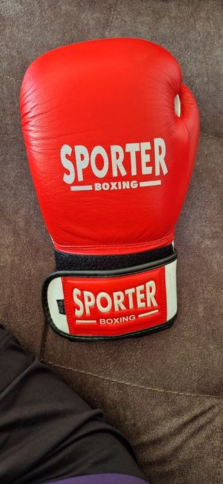 Боксови ръкавици