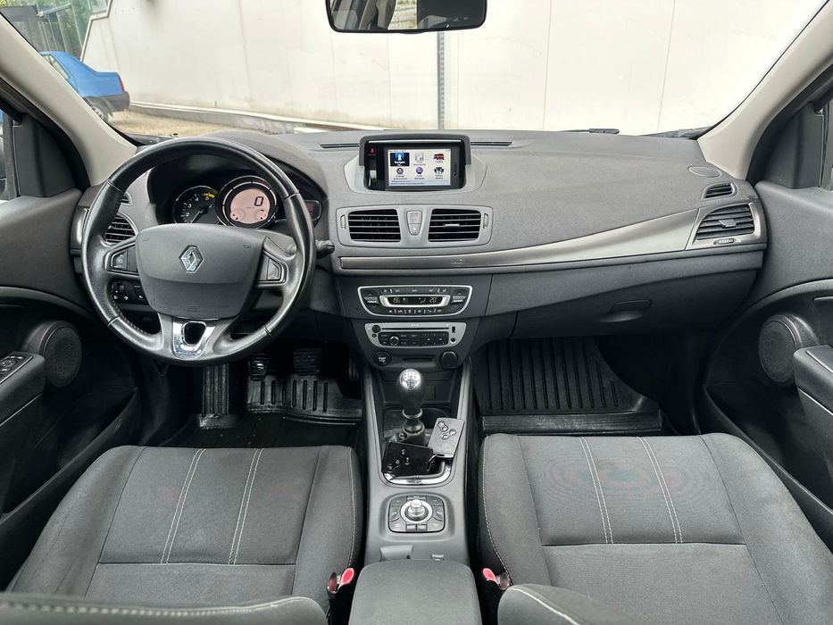 # Renault Megane 2014 #