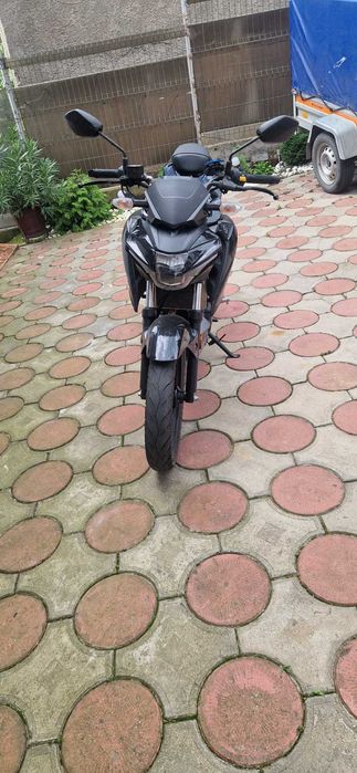 Motocicleta Suzuki GSX-S 125 / 2025