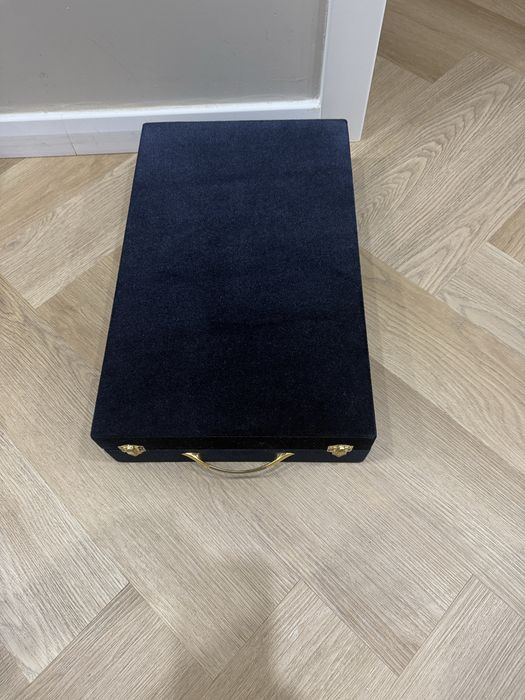 Подарочная коробка