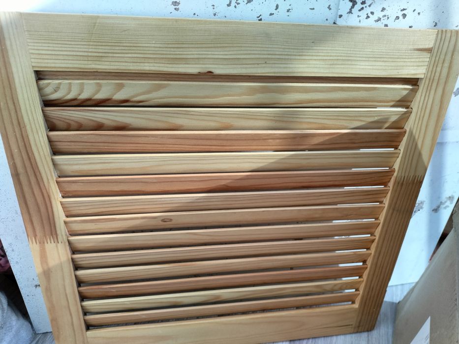 Двери жалюзийные 4шт