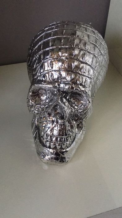 Декоративен череп