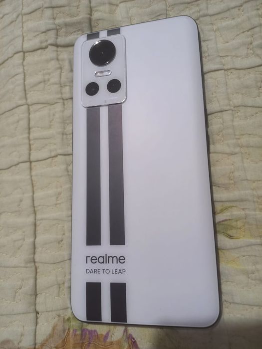 Продаю realme GT NEO 3