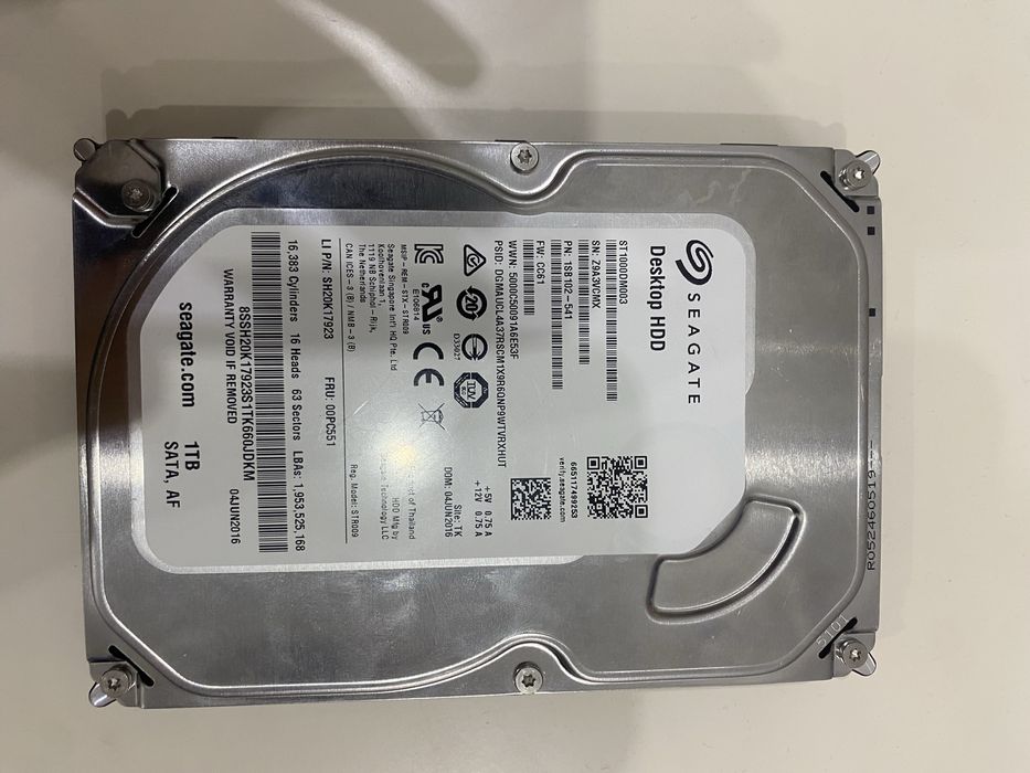 Продается 1тб HDD  не использованный