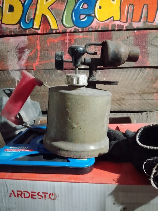 Лампа паяльная. Паяльная лампа