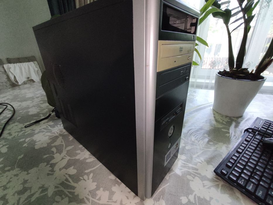 Продам компьютер