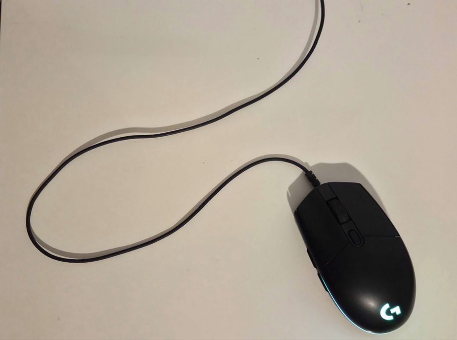 • Vand Mouse Gaming Logitech G203 LightSync RGB 8000DPI
