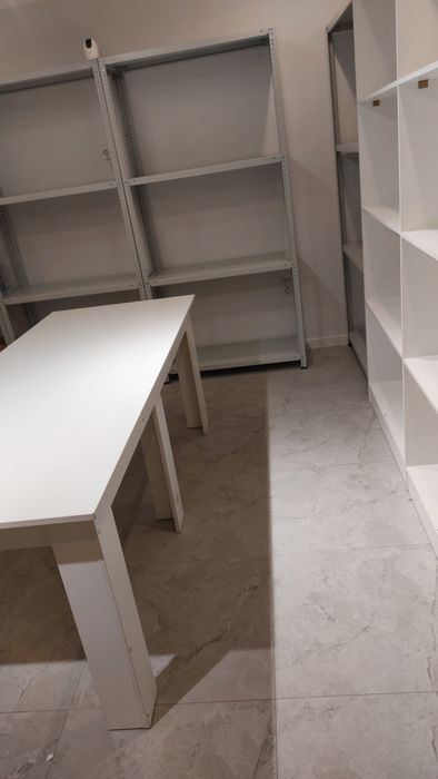 Полки для магазина, витрина