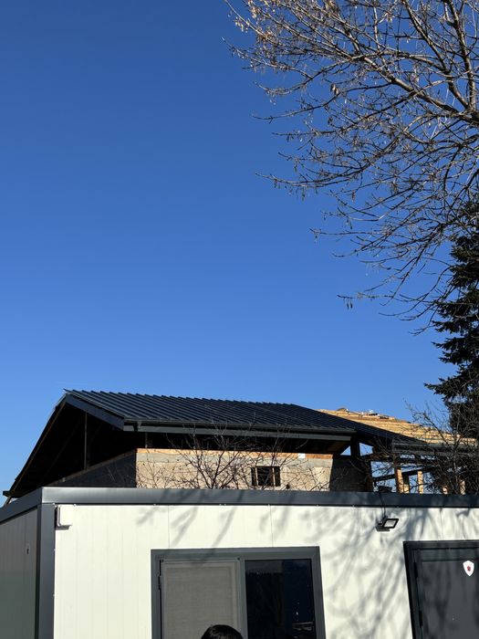 Ремонт на покриви Хидроизолация Изграждане на навеси Тенекеджийски усл