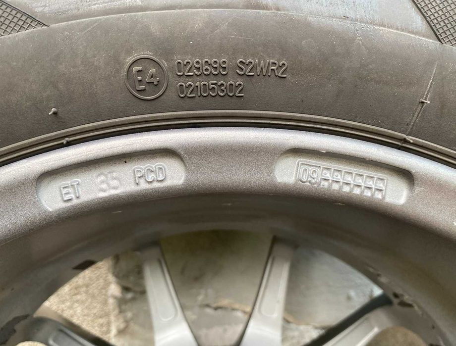 Зимни гуми Lassa Snoways 4 215 55 R16 с джанти AEZ 7Jx16EH2+ ET35 5x112x16"