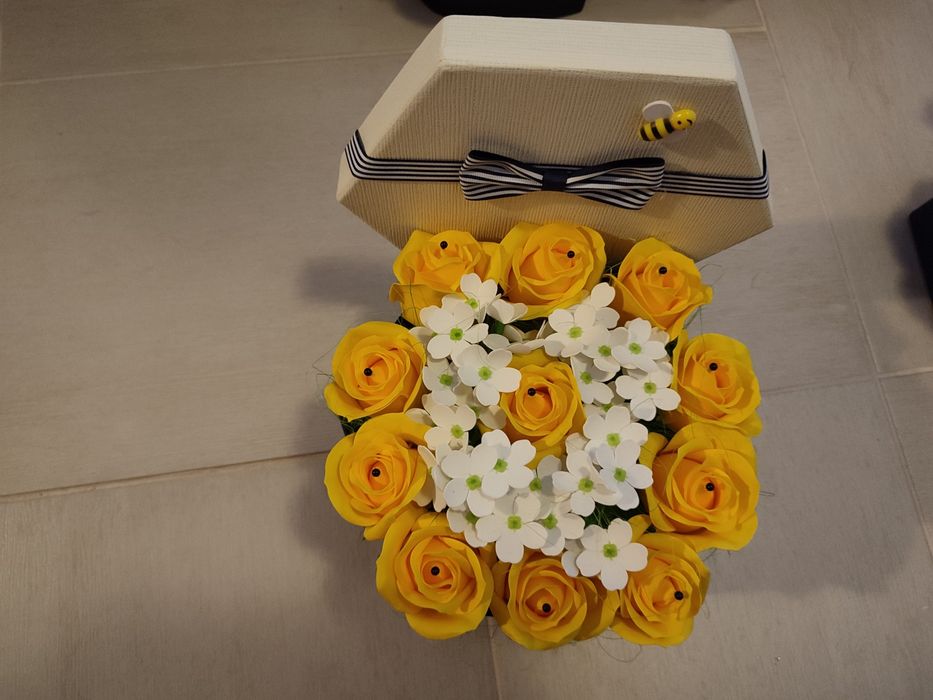 Aranjamente din trandafiri de săpun parfumați