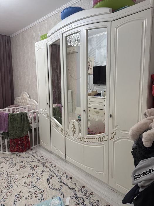 Спальный гарнитур