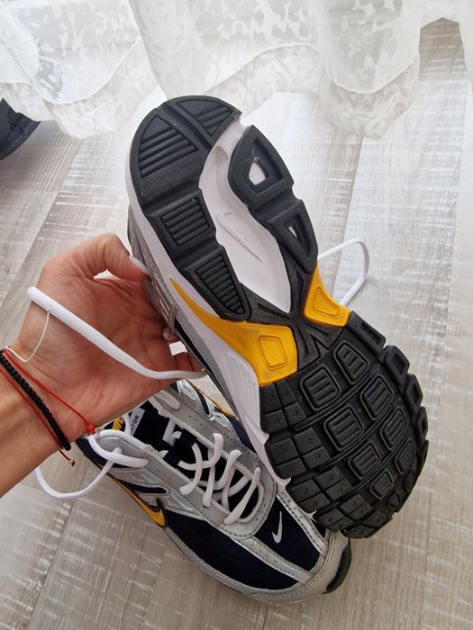 Маратонки Nike унисекс