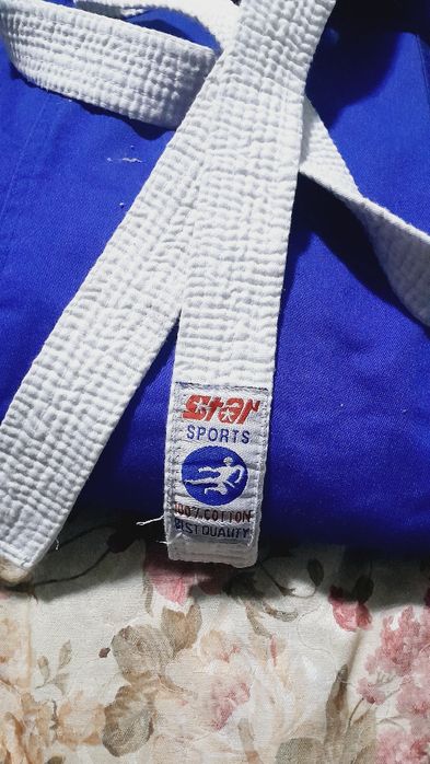 Кастюм на дзюдо.