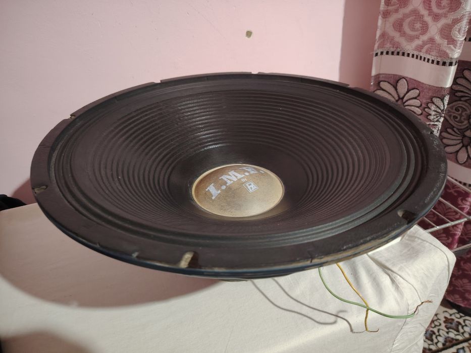 15 dyumli dinamik 1 dona holati yangi