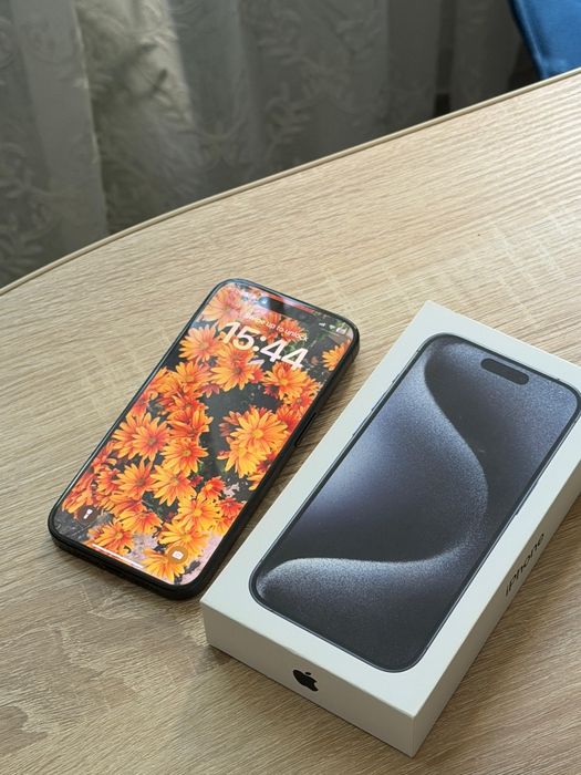 iPhone 15 Pro, 128 GB, 89% sănătate baterie