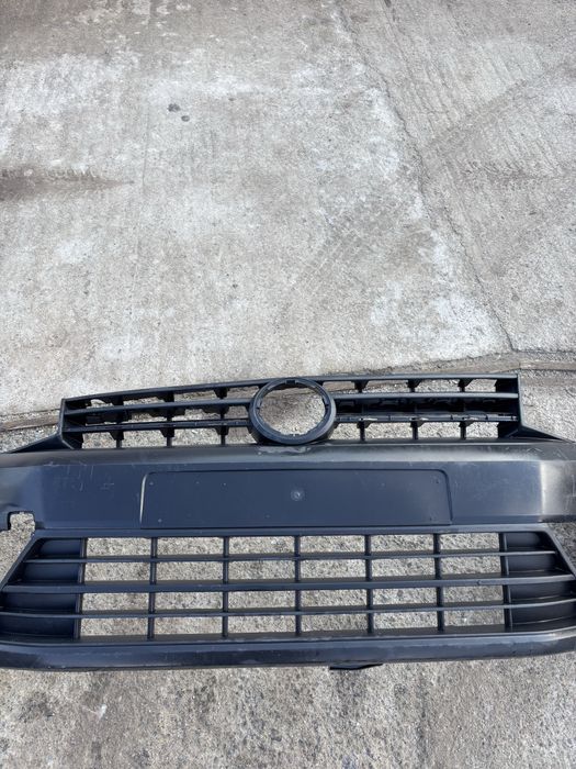 предна броня за vw caddy 2K5807221J
