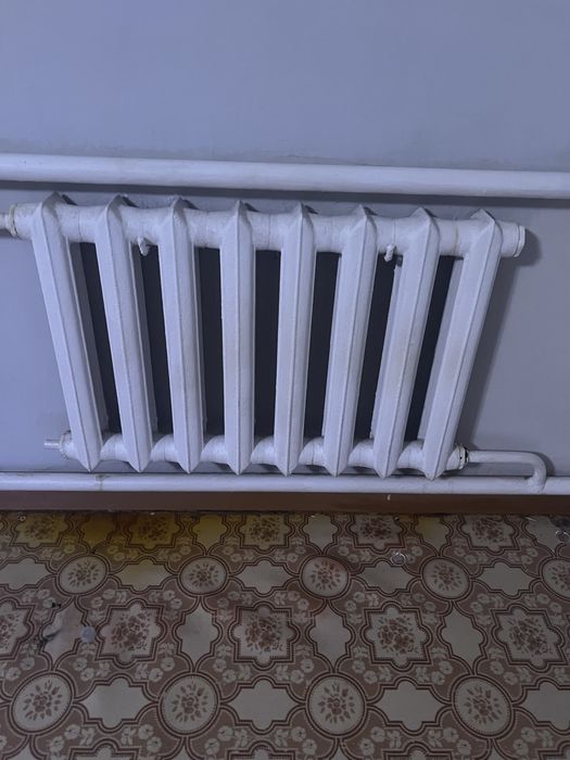 Продам батарей чугунные