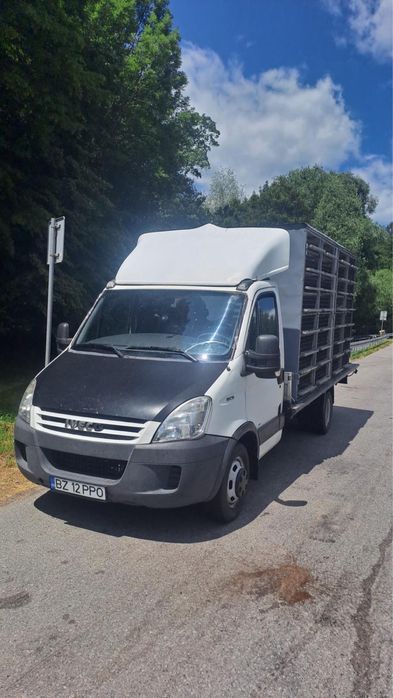 Vand sau schimb iveco daily 35c180