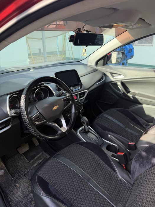 Продается Chevrolet Tracker LTZ