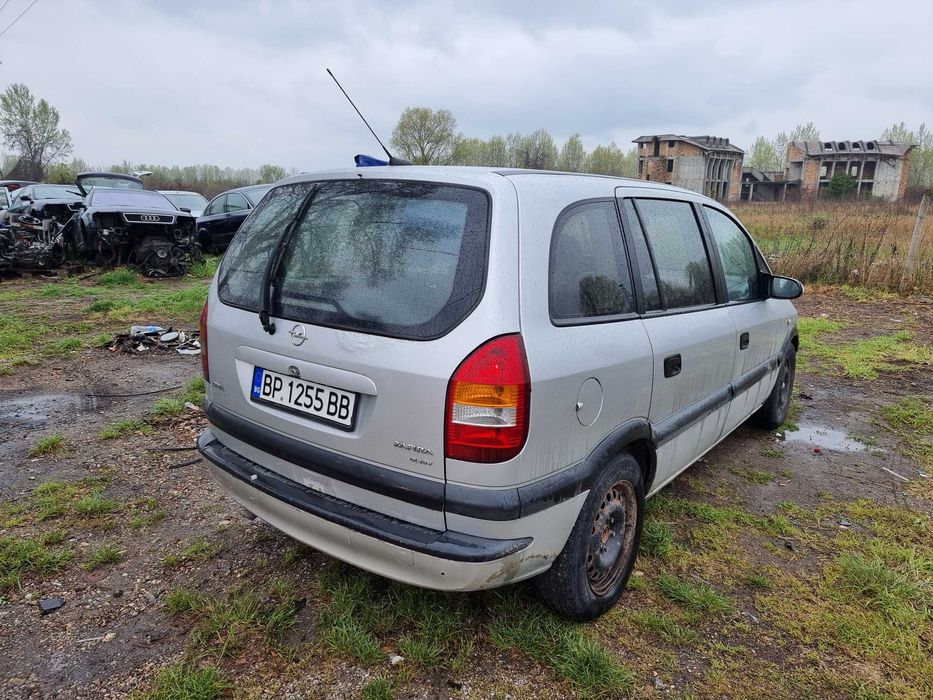 Опел зафира 2.0 дизел само на части