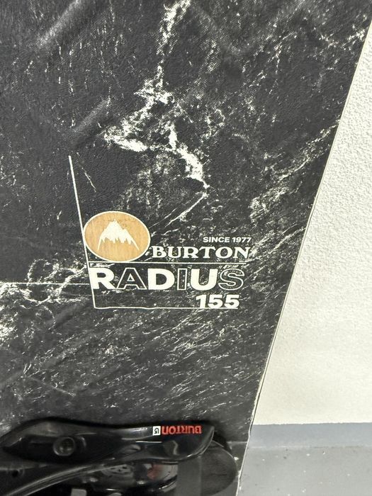 placa snowboard burton radius L155cm 2024