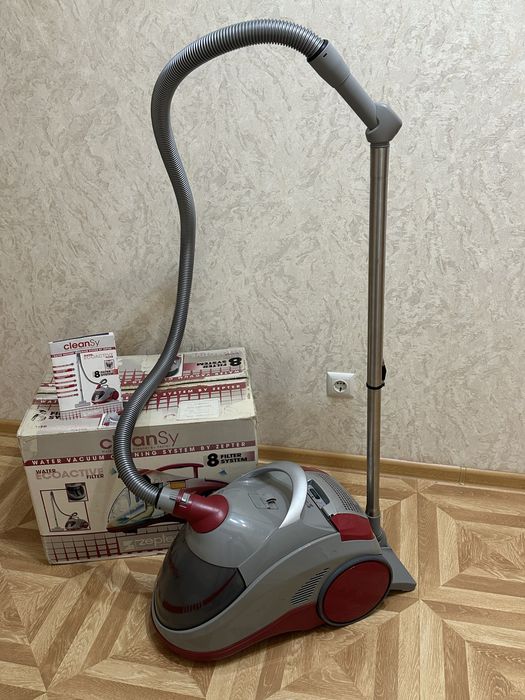 Продам моющий пылесос zepter