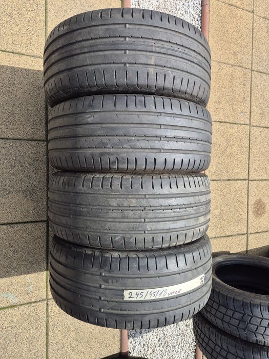 Vând cauciucuri 245/45/18 de vară set complet imp Germania  //Goodyear//