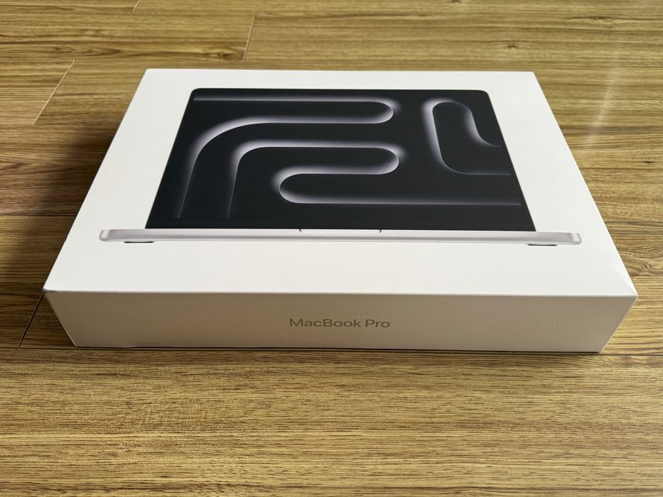 НОВ! MacBook Pro 14 M5 MAX`18 CPU/32 GPU/36GB RAM/2TB SSD/Гаранция