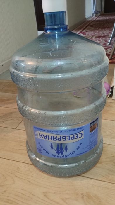 Бутылка для воды 19 л.
