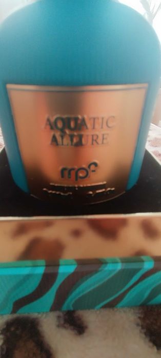 Арабски п а р ф ю м