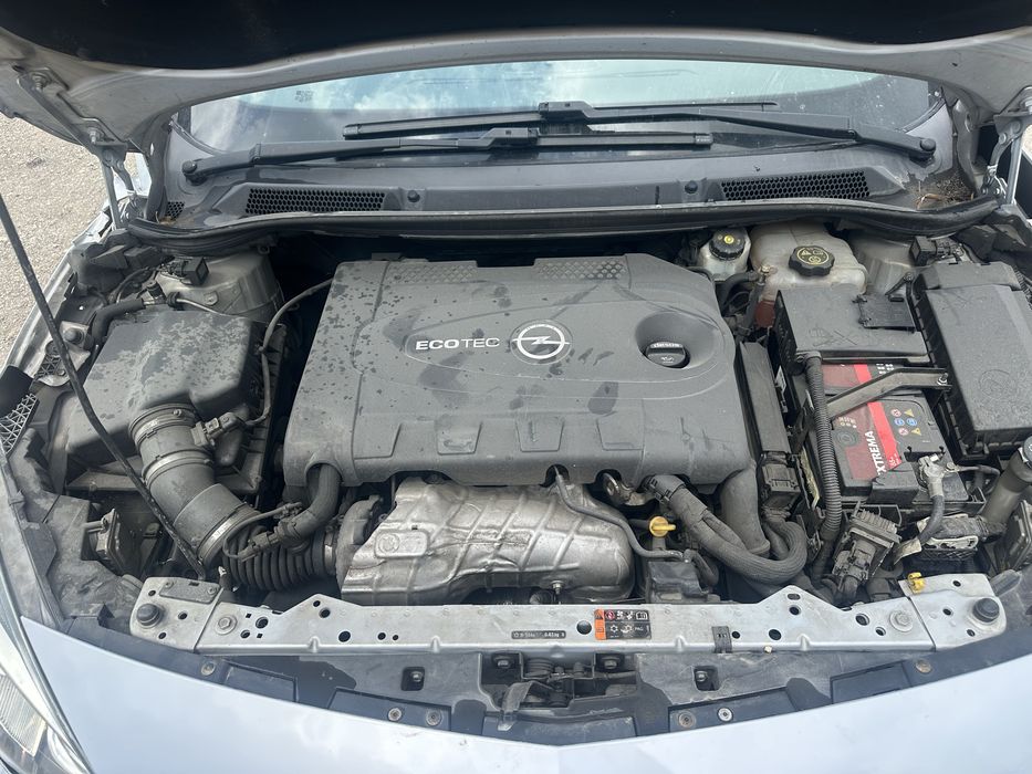 Opel Astra J GTC 2.0cdti-165к.с-A20DTH - НА ЧАСТИ!