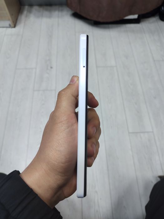 infinix smart 7   4/64 gb ( obmen )