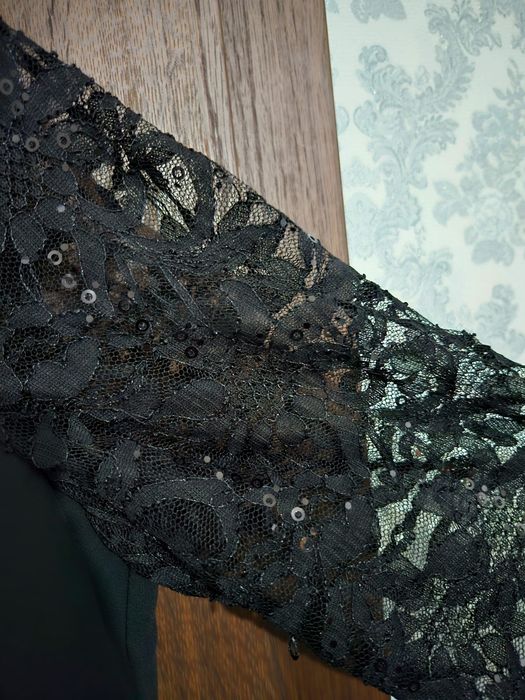 Кружевное платье на выход