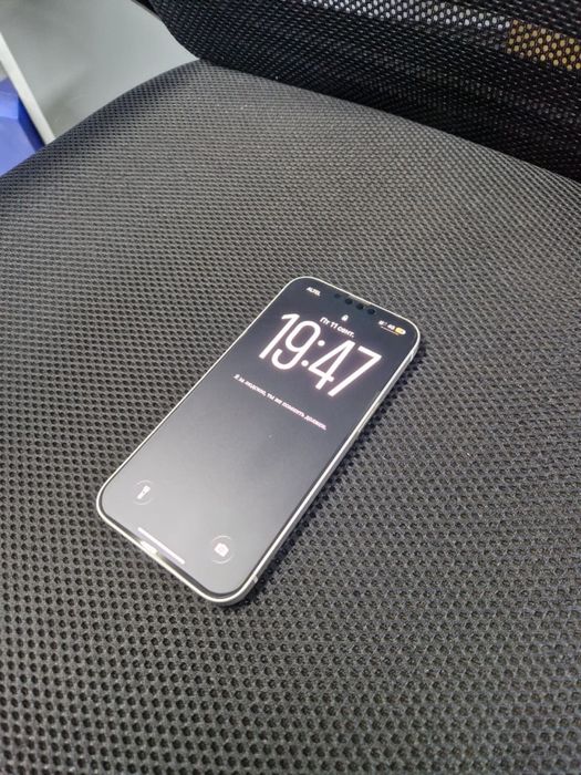 Продам iphone 13