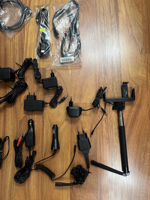 Cabluri, transformatoare, HDMI diverse