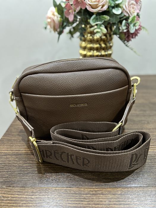 Дамска Чанта в кафяво