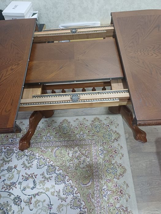 Стол  натуральное дерево