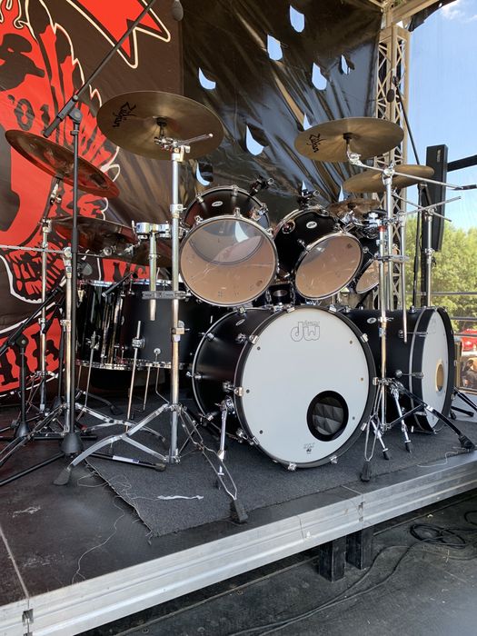 Inchiriez Backline,tobe,amplificatoare, piane,chitara,cinele