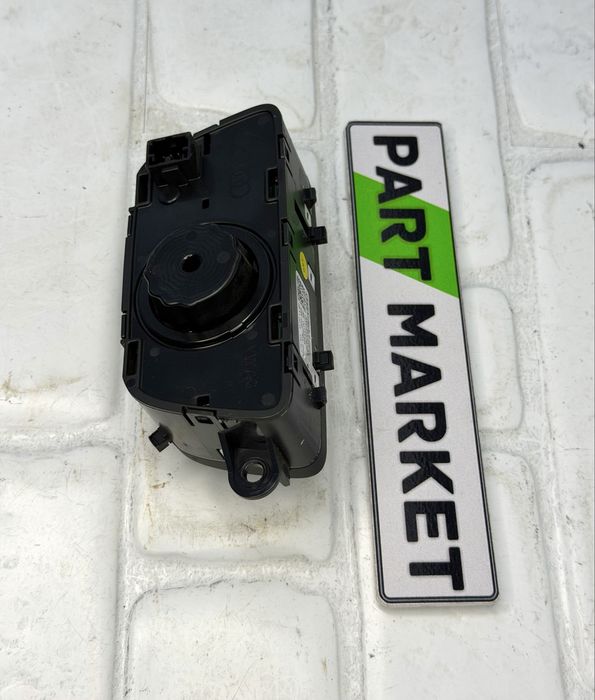 Ключ фарове AUDI A4 B9 Q7 4M 4M0941531AB