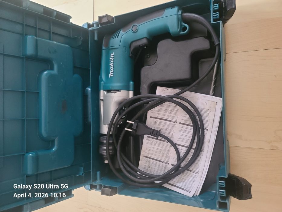 Bormașină Makita